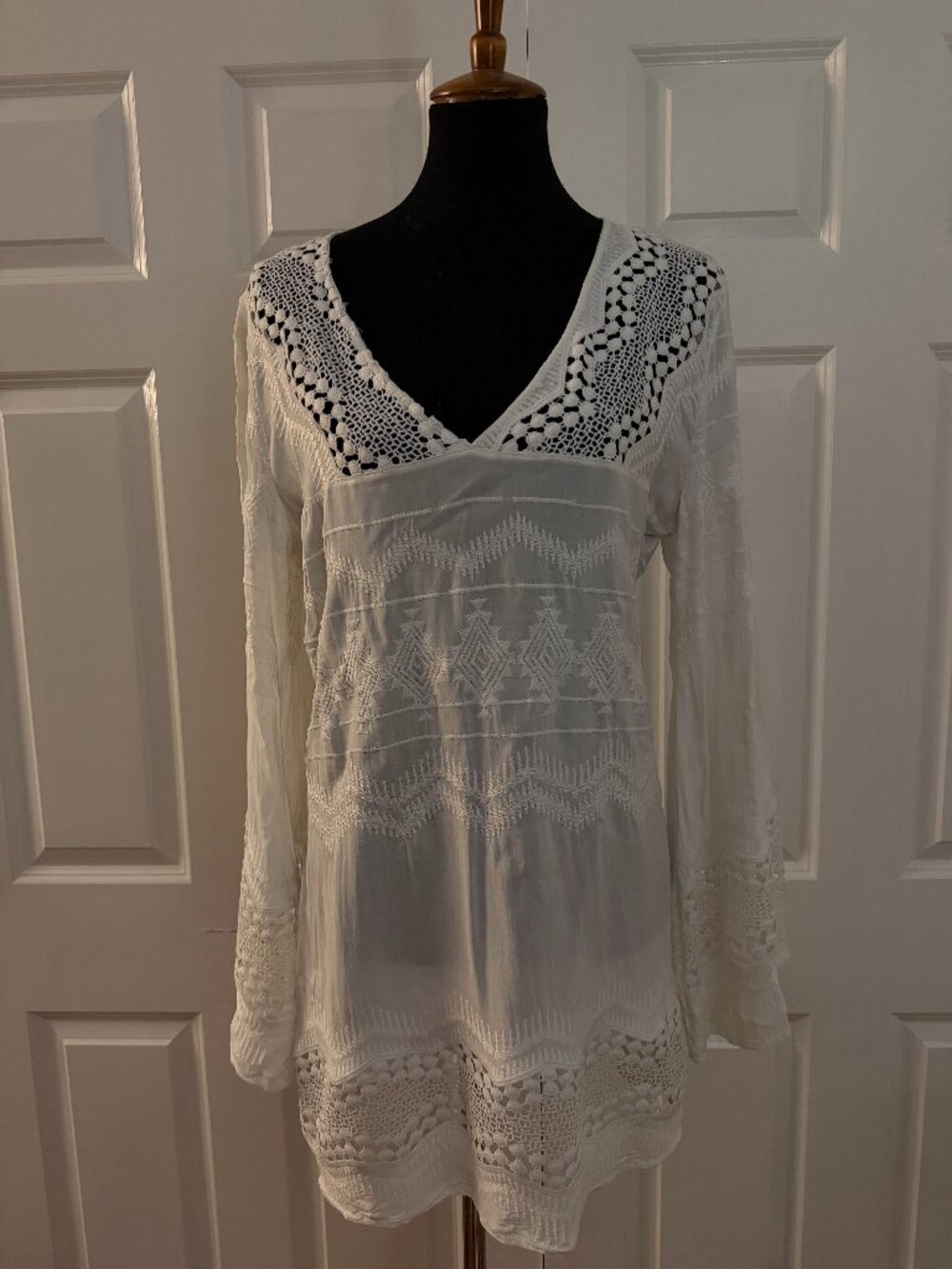 La Blanca White Embroidered Crochet Lace Tunic Dress Cover-Up Size M